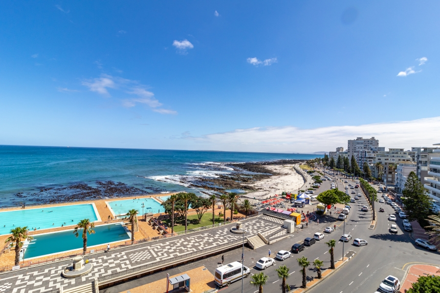 To Let 2 Bedroom Property for Rent in Sea Point Western Cape